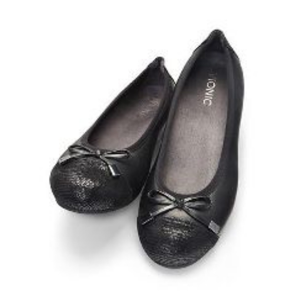 Vionic Black Minna Ballet Shoes